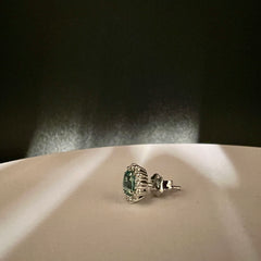 Orecchini smeraldi e brillanti.